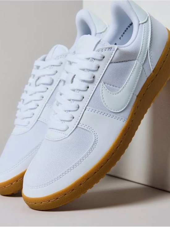 Nike Shoes - Nike Women's Field General Sneakers 8.5 White